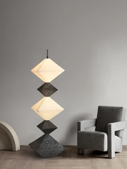 Италиански под лампа за дневна, Постмодернистский минималистичен дизайн, Качествени диванные странични черни атмосферни лампи в минималистичен стил