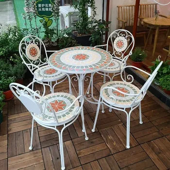 Маса и стол За почивка на терасата Във вътрешния двор, Малка масичка за чай от три елемента